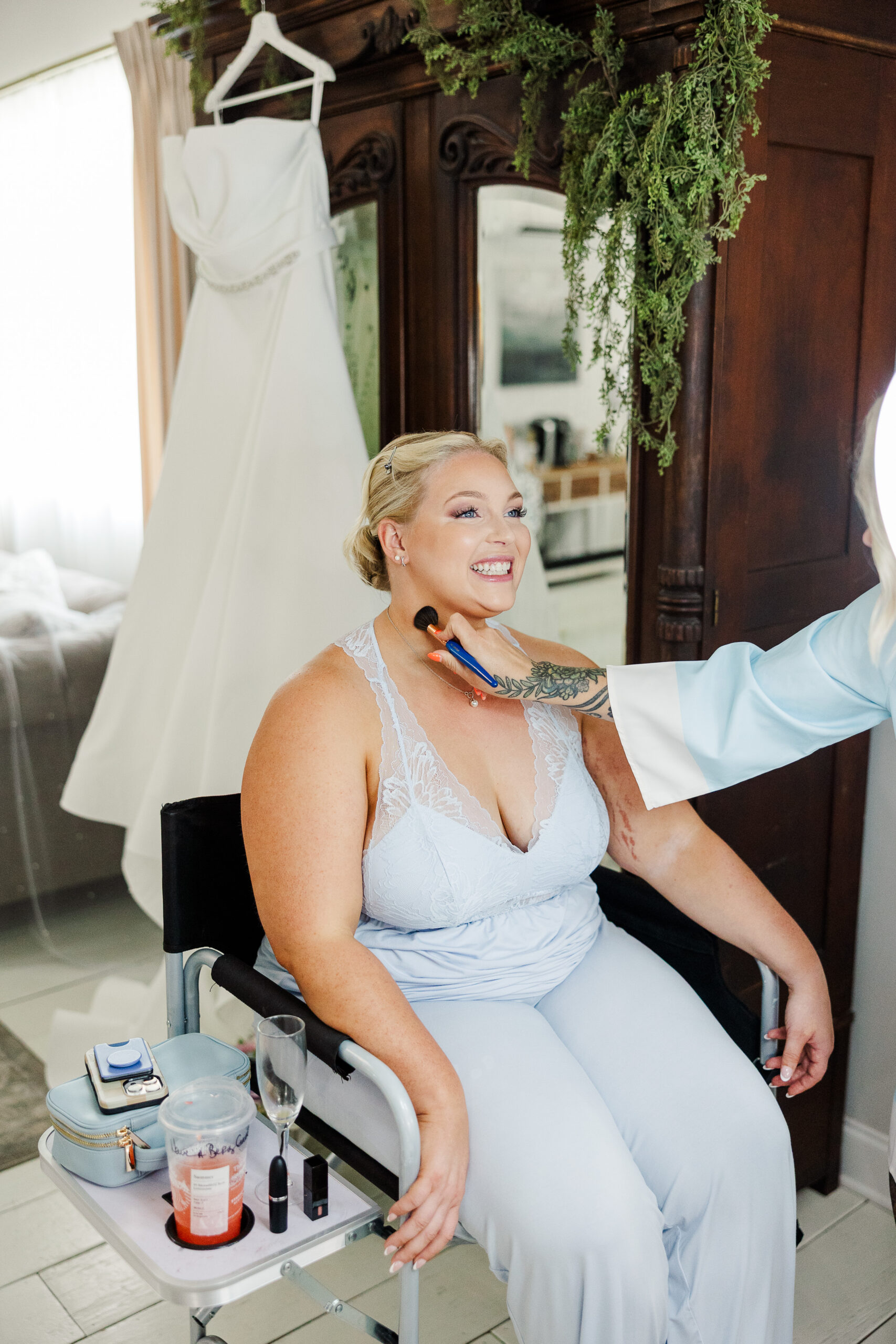 Getting Ready bridal photos